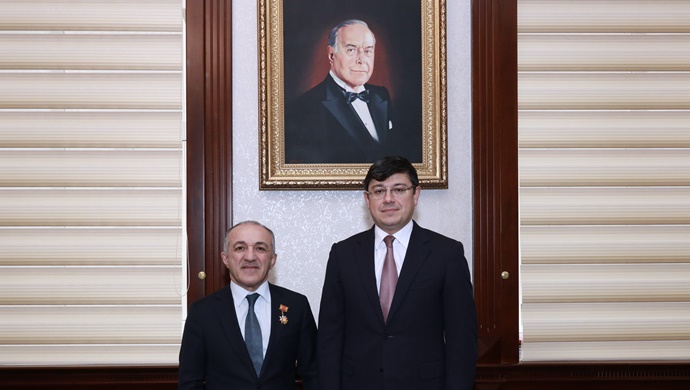 Belarusdakı diaspor təşkilatının rəhbərinə medal təqdim olunub